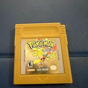 Nintendo Game Boy Pokémon Gold game